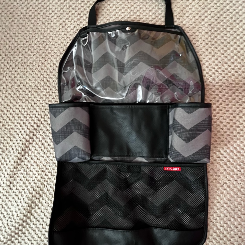 Skip Hop Style Driven Back Seat Car Organizer - Tonal Chevron (Like New)
